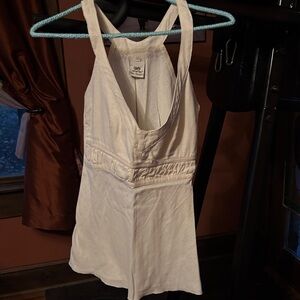 White Sleeveless top